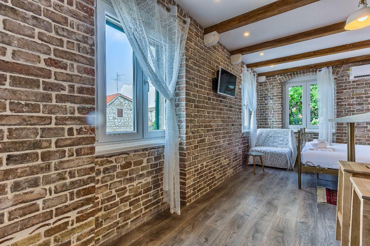 Charming Studio Apartment Split Exterior foto